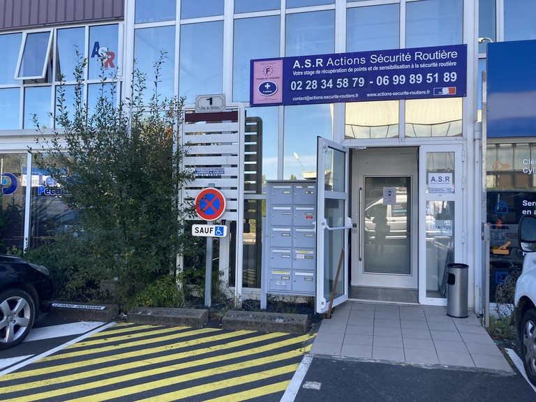 Permis a points 1 rue du Benelux Nantes permis a points 1 rue de benelux nantes